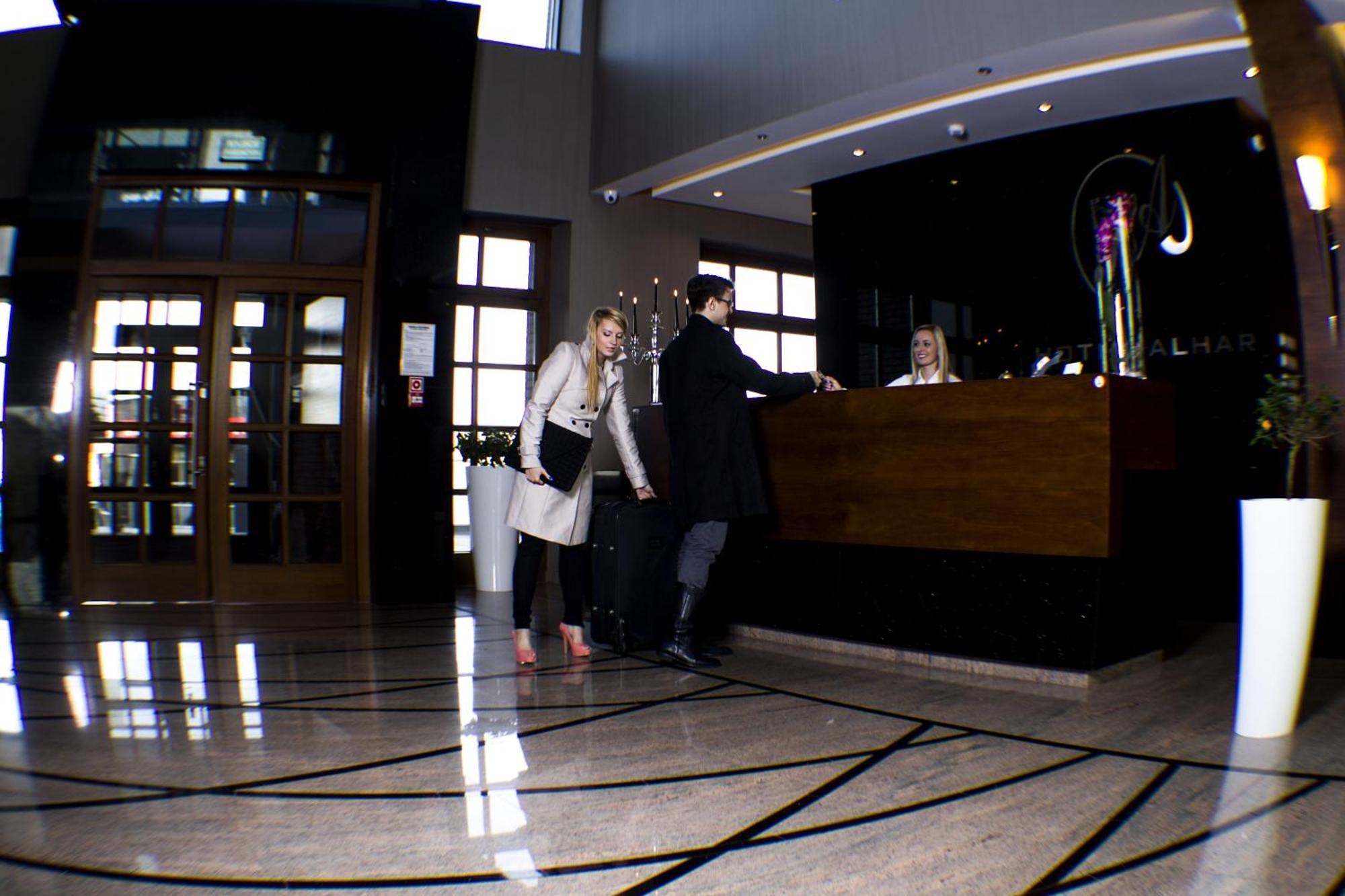 Hotel Alhar ルブリニェツ エクステリア 写真