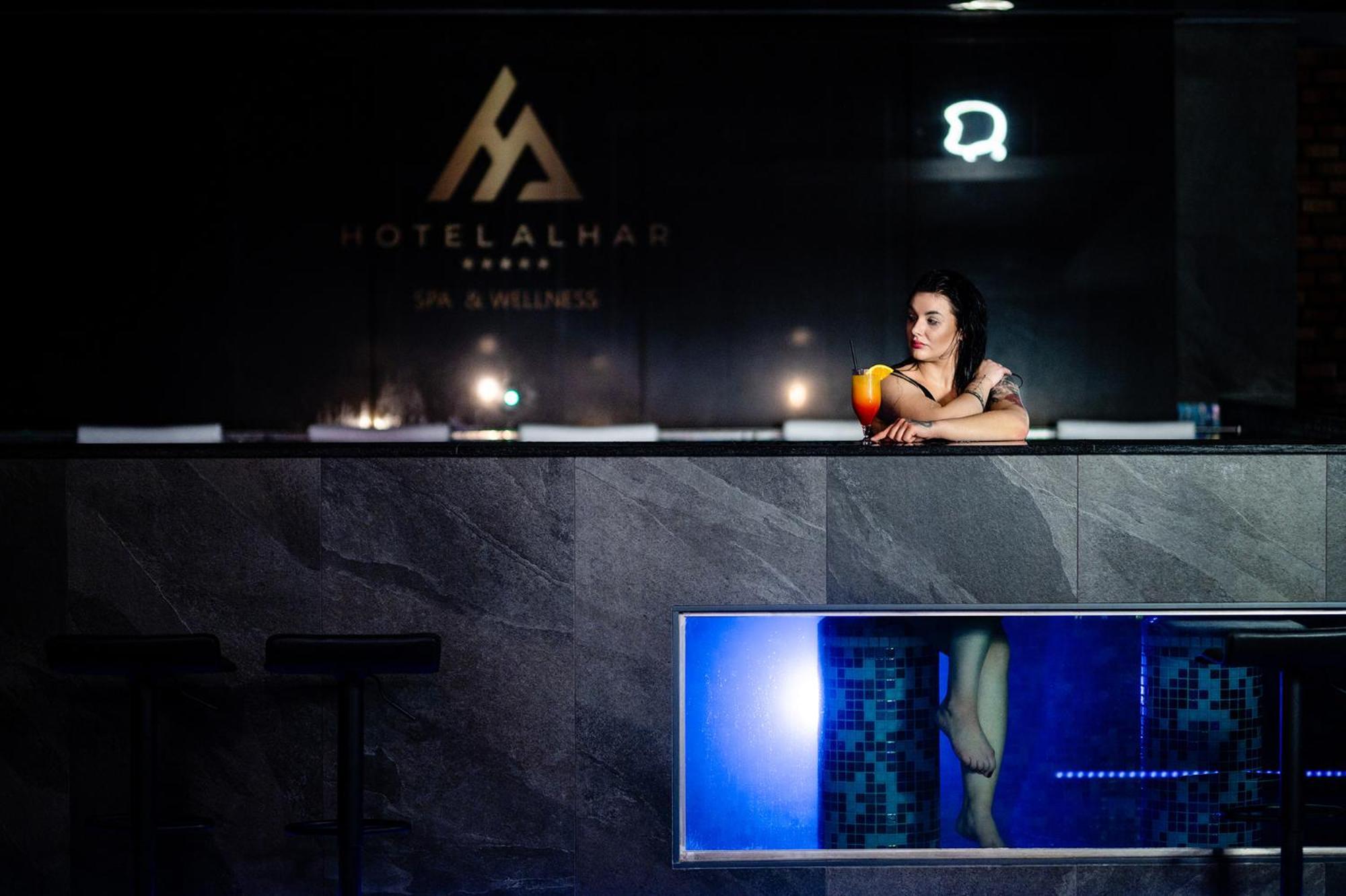 Hotel Alhar ルブリニェツ エクステリア 写真