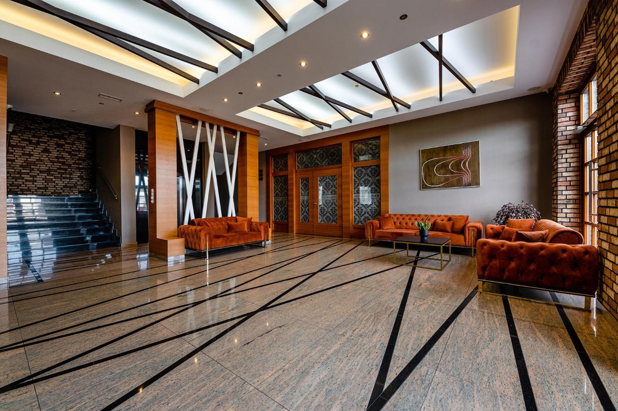 Hotel Alhar ルブリニェツ エクステリア 写真