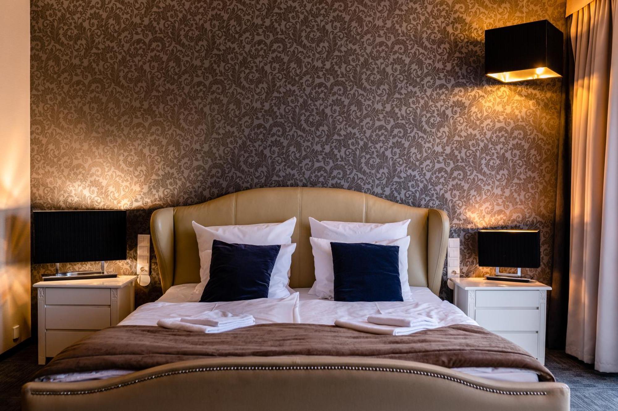 Hotel Alhar ルブリニェツ エクステリア 写真